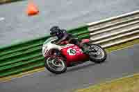 Vintage-motorcycle-club;eventdigitalimages;mallory-park;mallory-park-trackday-photographs;no-limits-trackdays;peter-wileman-photography;trackday-digital-images;trackday-photos;vmcc-festival-1000-bikes-photographs